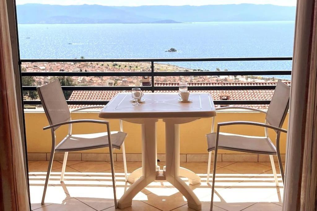 Studio Cosy Avec Vue Mer Ajaccio  Exteriör bild